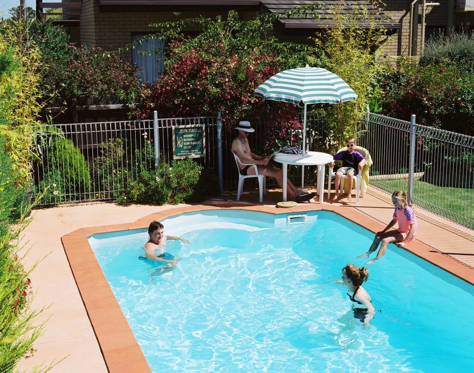 Sandpiper Holiday Apartments Lakes Entrance Ngoại thất bức ảnh