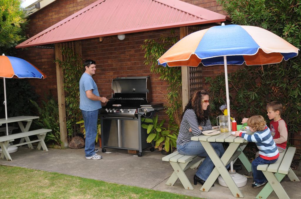 Sandpiper Holiday Apartments Lakes Entrance Ngoại thất bức ảnh