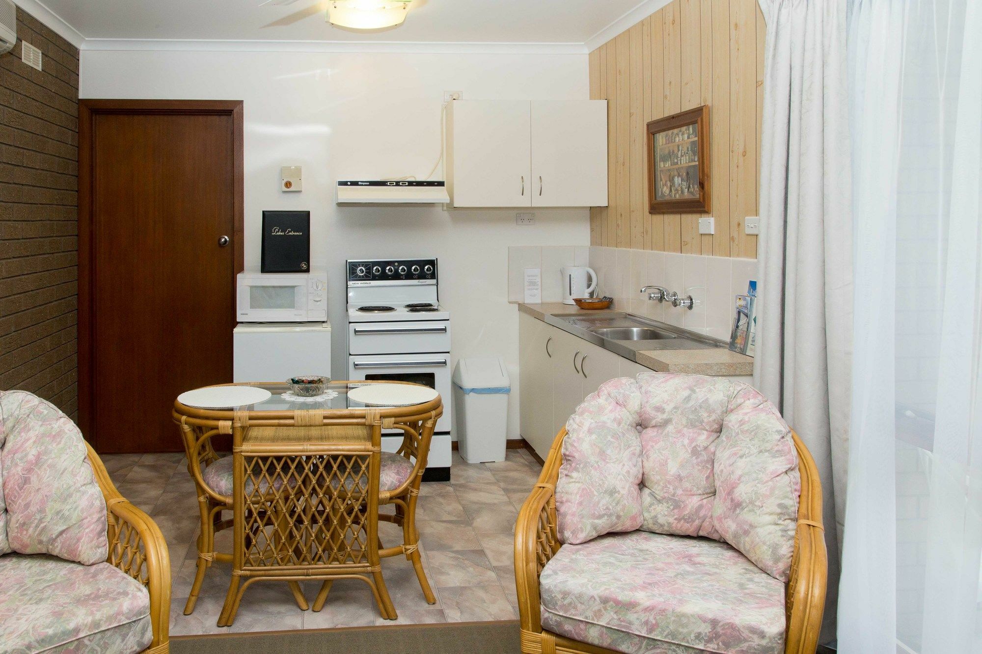 Sandpiper Holiday Apartments Lakes Entrance Ngoại thất bức ảnh