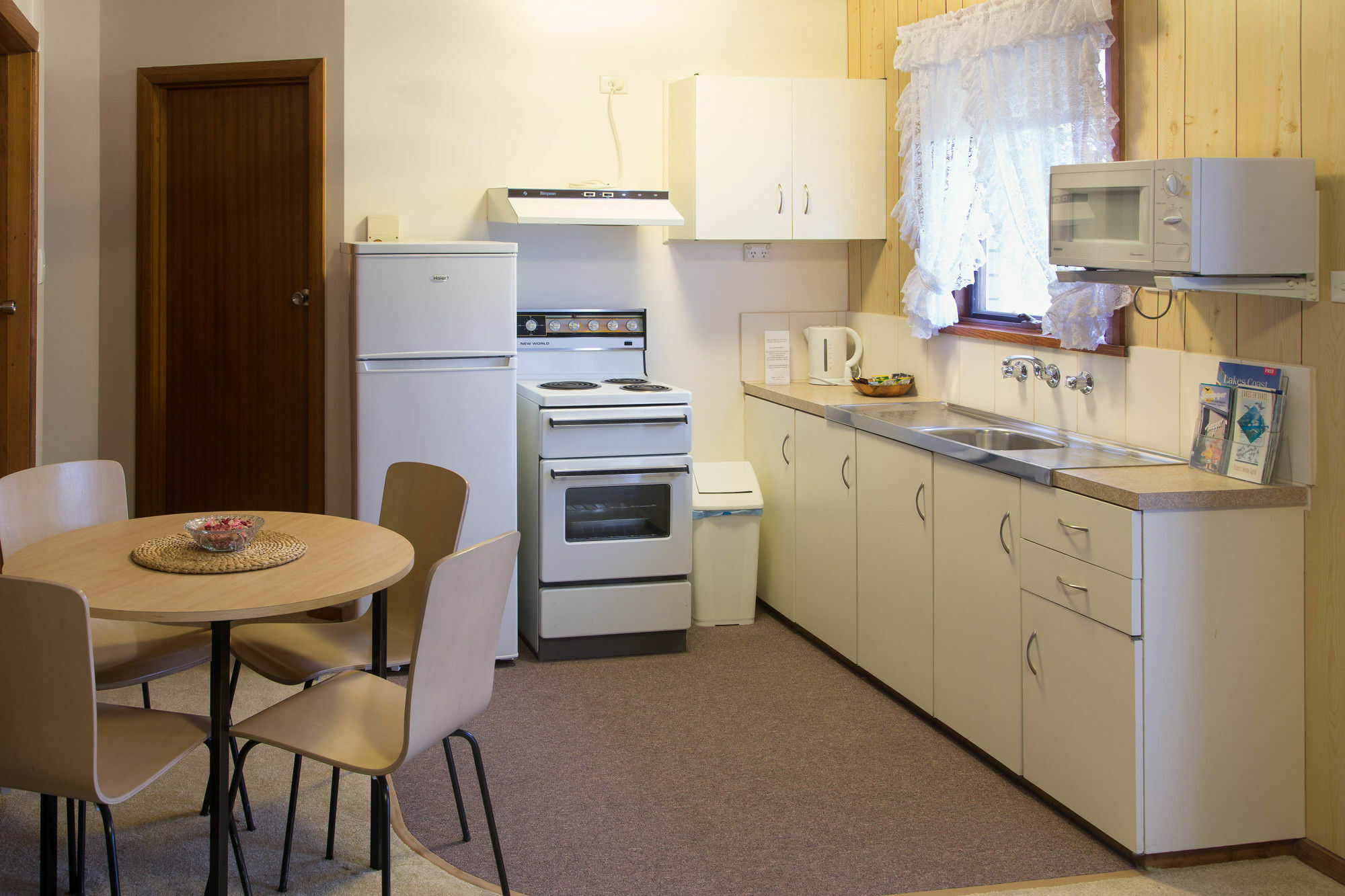 Sandpiper Holiday Apartments Lakes Entrance Ngoại thất bức ảnh